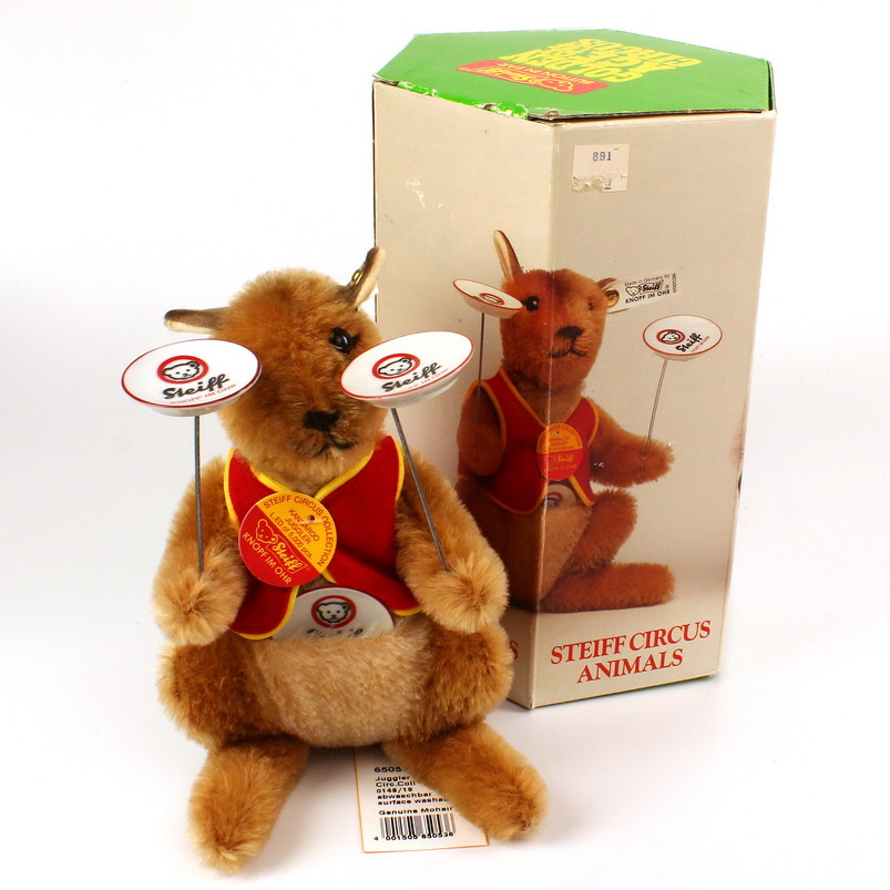 STEIFF - Golden Age Of Circus - Animals - Juggler Kangaroo (650536)